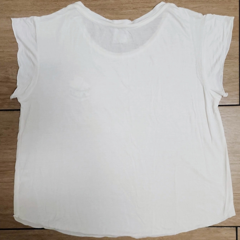 Sadie And Sage Boho Lightweight Loose T-shirt 3D Flower Embroidered Size L - Picture 10 of 13